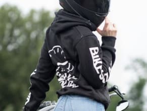 Sara.Chrt / Panigalesara