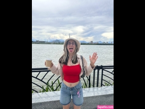 Ann_emily