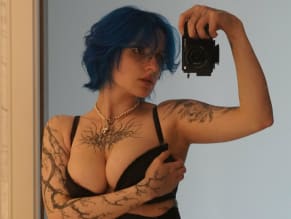Lyra Crow