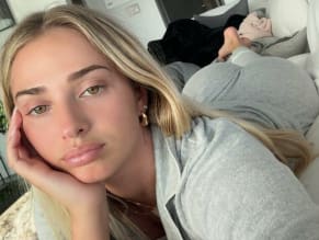 Alexa Adams