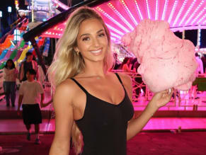 Alexa Adams