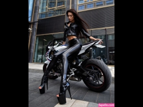 Supermolly777