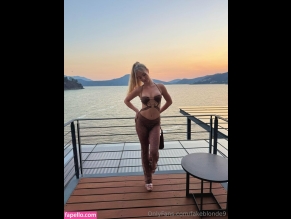 Fakeblonde9