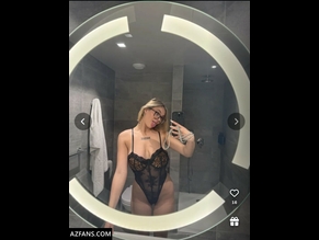  alt="Zoeypink"