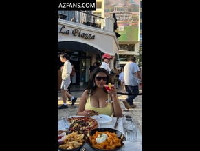  alt="_ayushaaaa__"