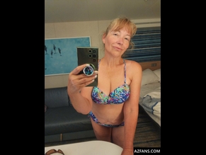  alt="Mama Fox"