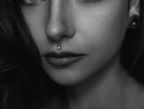 Fabiolaholystone