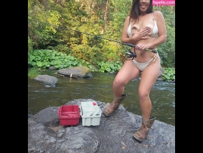 Onehotmysterymama