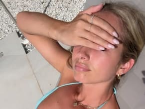 Alexa Adams
