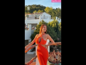 Travellara34