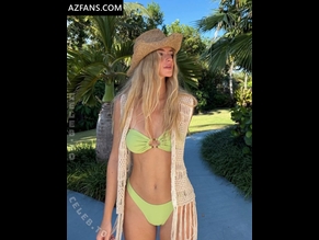  alt="Emma Burnze"