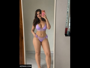  alt="Suzanne Sharon"