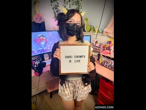  alt="Chibi Chomps"