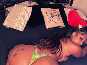 Tharealglamxperienc