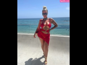 Amy Henderson