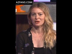  alt="Elyse Willems"