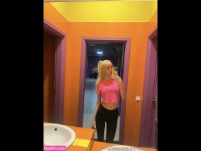 Ninablondy
