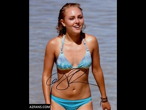  alt="Sophia Robb"