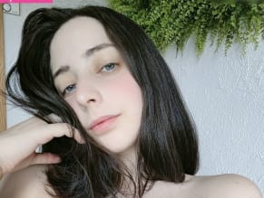 Mikomi Hokina