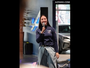  alt="Nina Gademan"