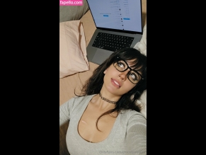 Emostonergorl