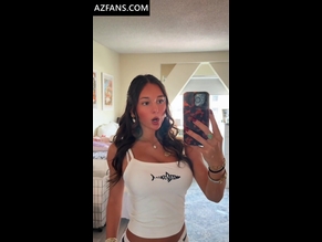  alt="Sienna Holland"
