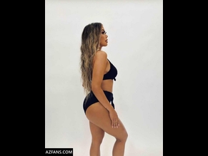  alt="Liane V"