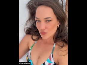  alt="Adriana Birolli"