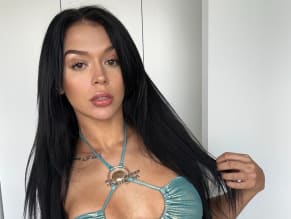 Cora Jade