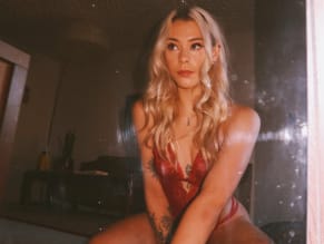 Knifegrlfriend