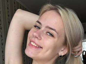 Blondiepolly