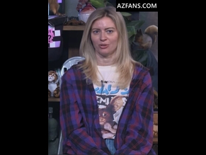 alt="Elyse Willems"