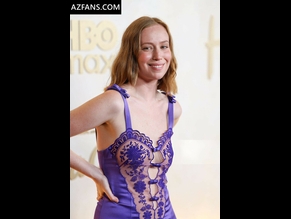  alt="Hannah Einbinder"
