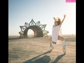 Poppyseed Dancer