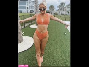 Taylernicole2