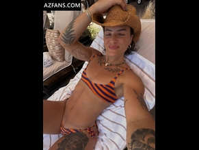  alt="Fitnessgirl Kelly Matthews"