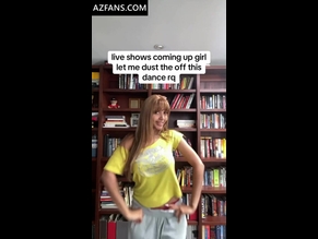  alt="Pinkpantheress"