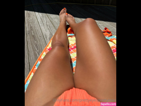 Prettyeyesprettytoes