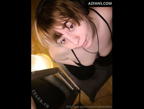  alt="Goddess Victoria"