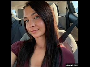  alt="Amanda Mariee"