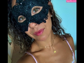 Minathehotwife
