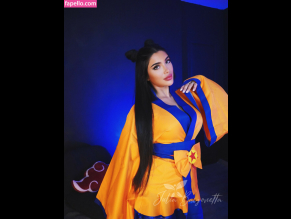 Julia Bayonetta