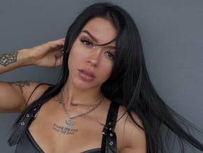 Cora Jade