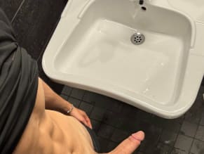 Yourtoyboyvip