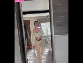 Ashlynn Brooks