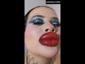  alt="Fetischbarbie"