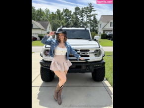 Kellymonroeofficial
