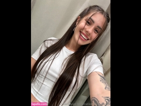 Nicolettahot