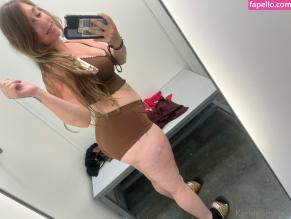 Karleesmokestease