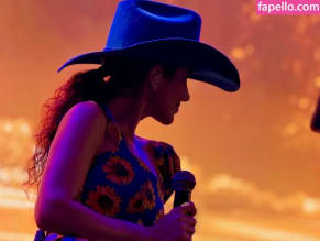 Paula Fernandes